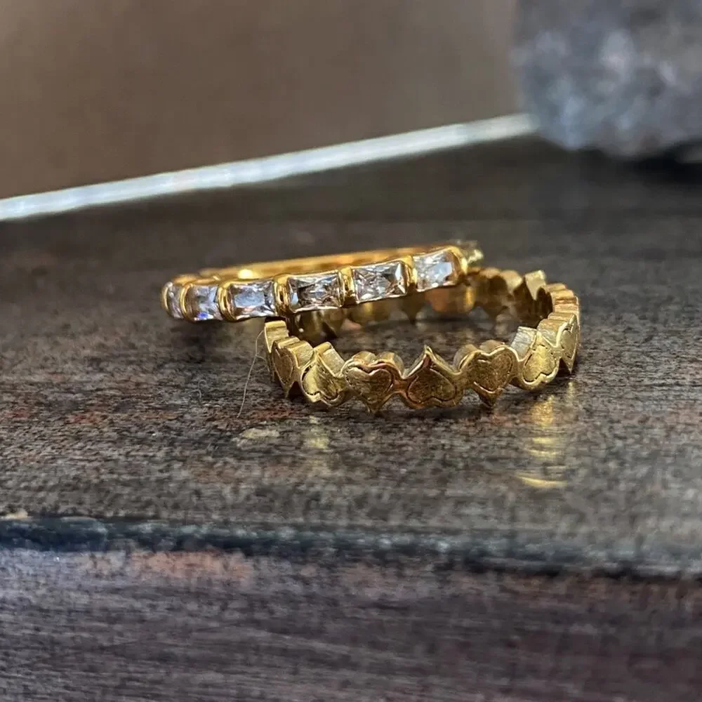 NEW Ring Of Hearts Gold & Rhinestone Ring Set